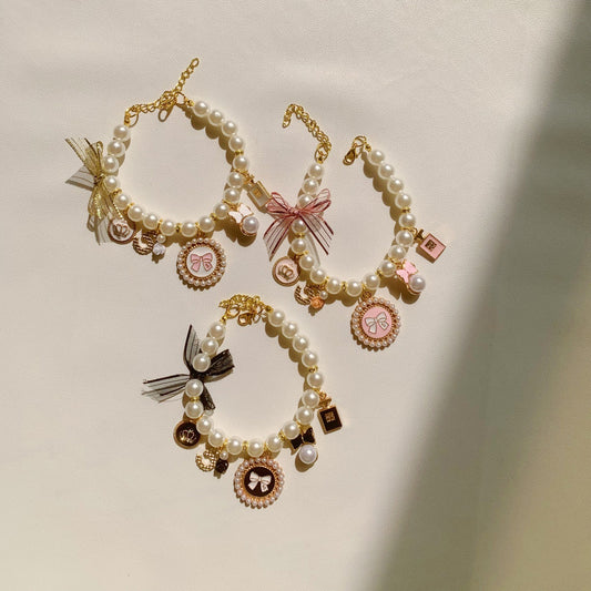 Pet pearl necklace