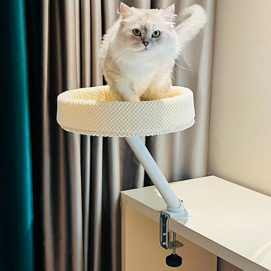 Hovering cat litter