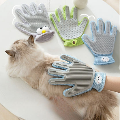 Stroking cats gloves can remove floating hair
